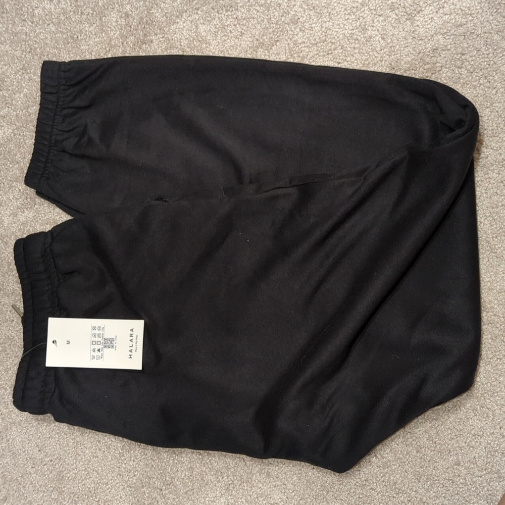 Halara Joggers